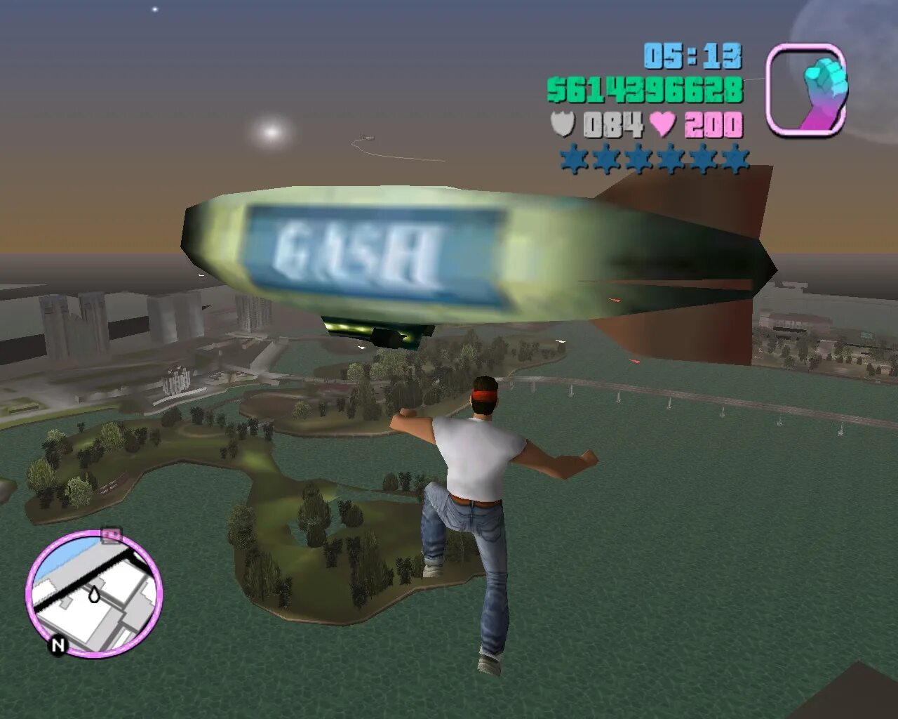 Вайс сити мод меню. Дирижабль гта вайс сити. дирижабль gta vice city. gta vice city прыжки. гта вайс сити прыжки.