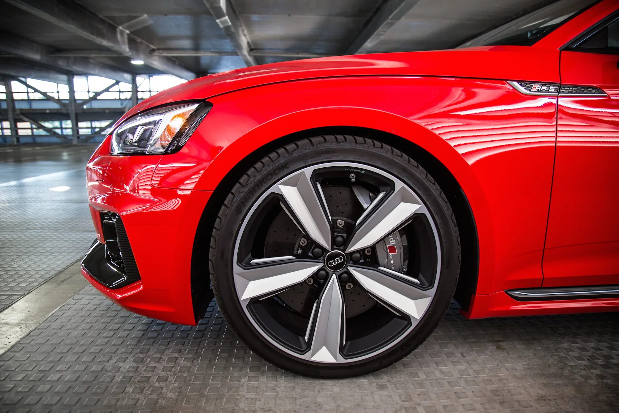 Audi a5 r20. колеса audi a7 r18.