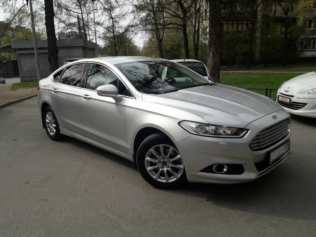 Форд мондео белый. Ford mondeo 5 2022. Форд мондео 4 серебристый. Ford mondeo 5. Форд мондео 15.