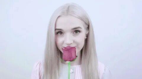 Anna poppy webcam