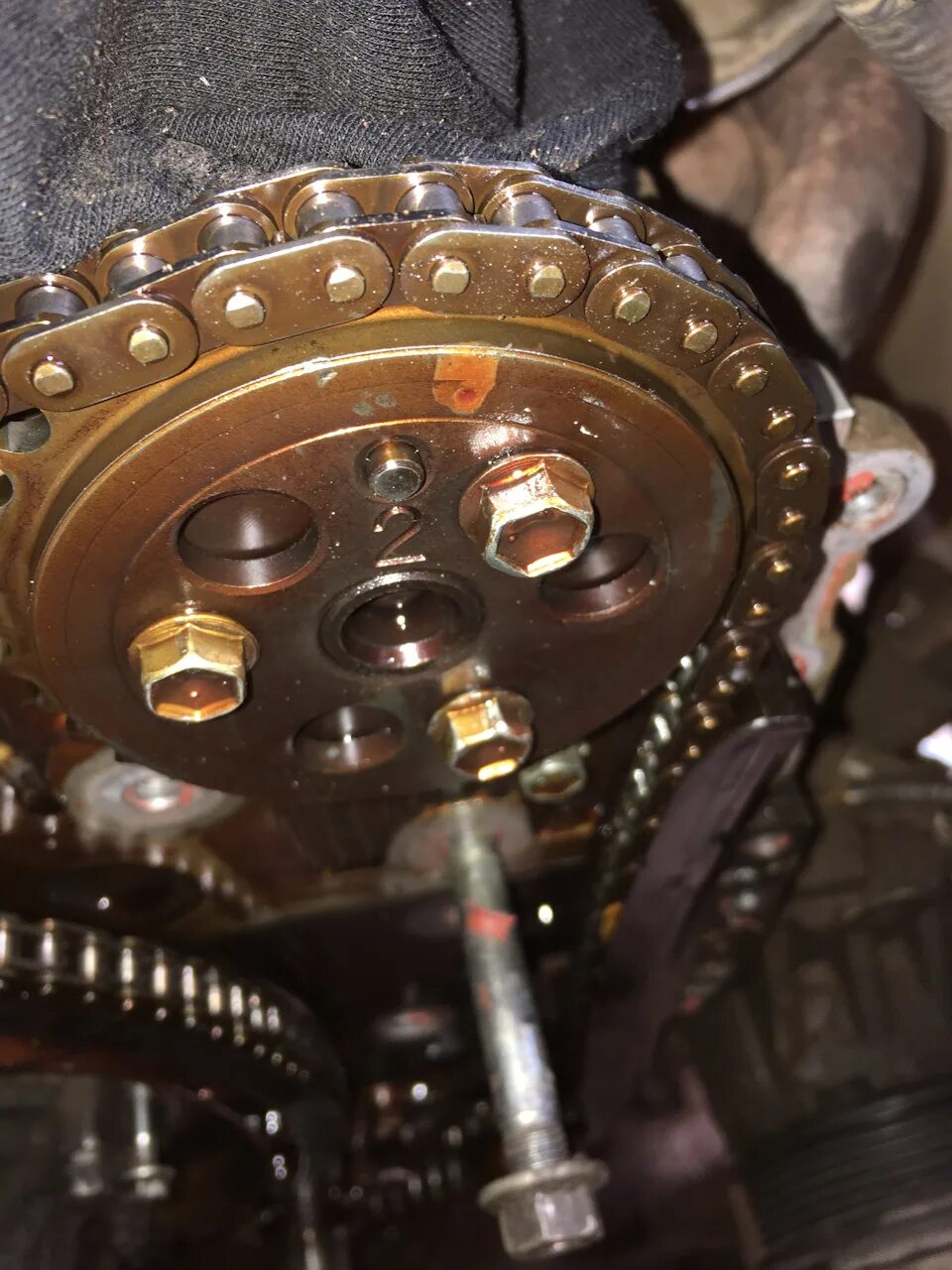 2sz метки цепи грм. 1sz fe цепь грм. Цепь грм тойота витц 1sz-fe. T035b osk. Toyota platz 2002 год грм цепной коромысло перепутал.