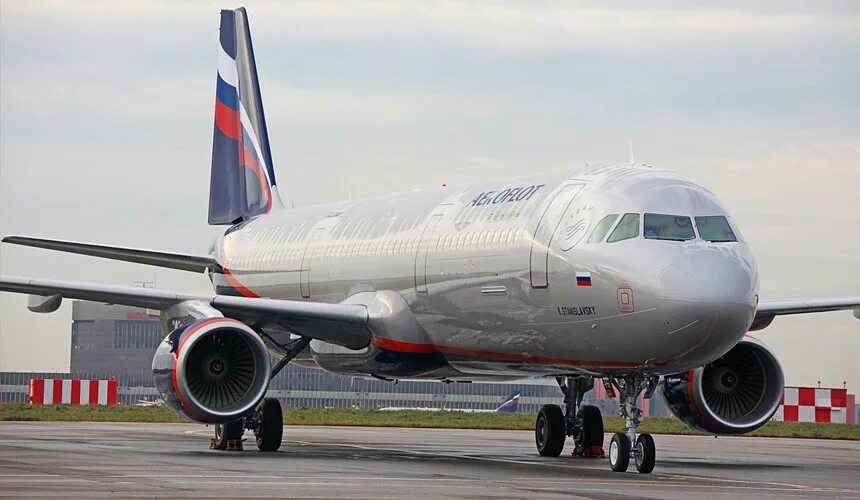 Самолёт аэрофлот аэробус а320. Airbus a321 аэрофлот. Airbus a330-300 аэрофлот бизнес. Аэрофлот а321 комфорт. Аэробус а321 нео аэрофлот.