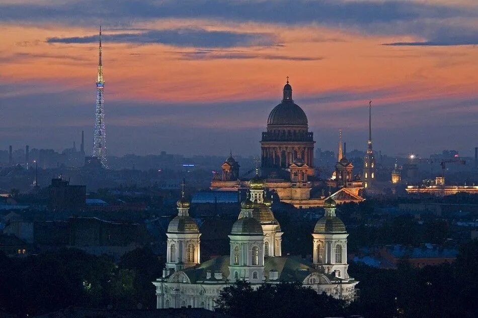 Санкт-Петербург. Санкт-Петербург город белых ночей. Белые ночи в Питере. Город Питер белые ночи. Saint petersburg is russia