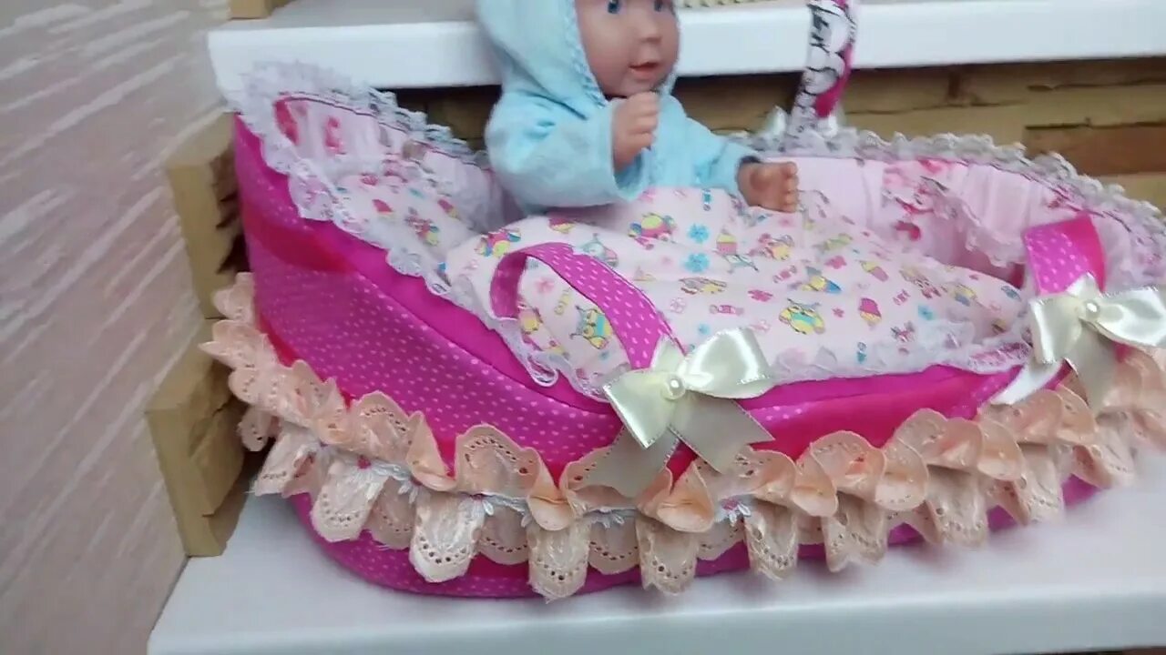 Видео про люльку. Колыбель для новорожденных 3 в 1. Кроватка зыбка качалка для новорожденных. Младенец в люльке. Колыбель люлька для новорожденных бебетон.