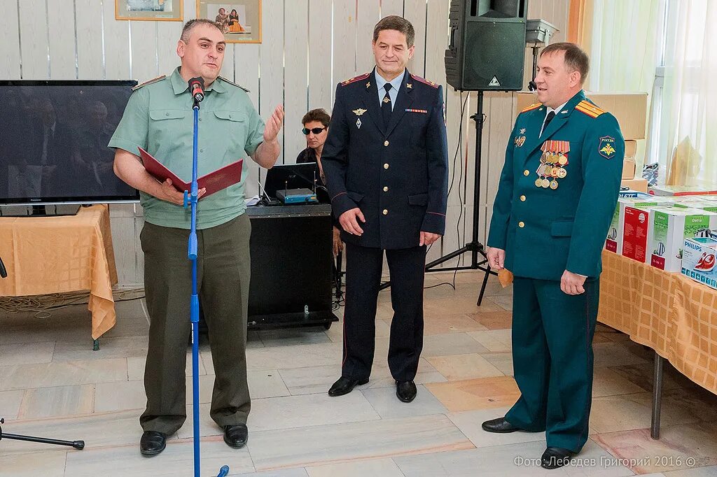 Касли челябинская область достопримечательности. Заводской госпиталь касли. Радиозавод касли. Радиозавод касли. Касли старые фото.