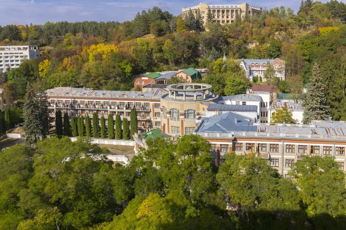 санаторий кирова кисловодск. кирова кисловодск. «им. ставропольский край санаторий родник. профсоюзные санатории кисловодска.