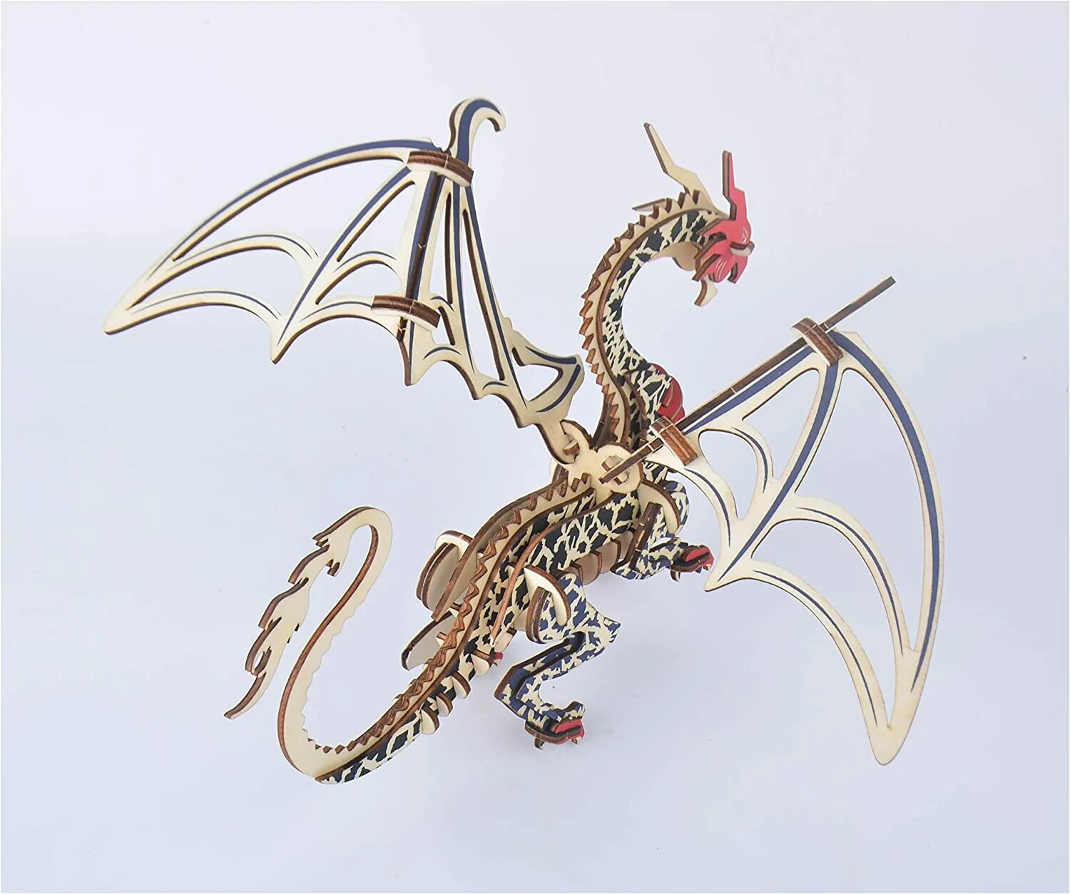 Дракон макет. Деревянная игрушка дракон. Оригами дракон драгокейв. Драконы из игры dragon world. Модель дракона из фанеры.