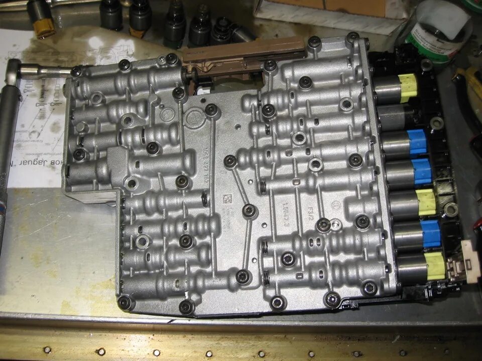 ZF 6hp мехатроник. Соленоиды АКПП ZF 6hp26. АКПП ZF 6hp26 мехатроник. Гидроблок 6нр26. Ремонт соленоидов акпп