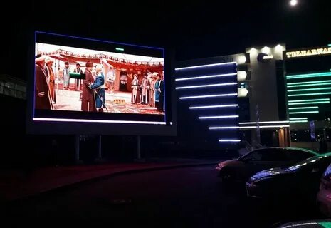 Лпшка в кинотеатре