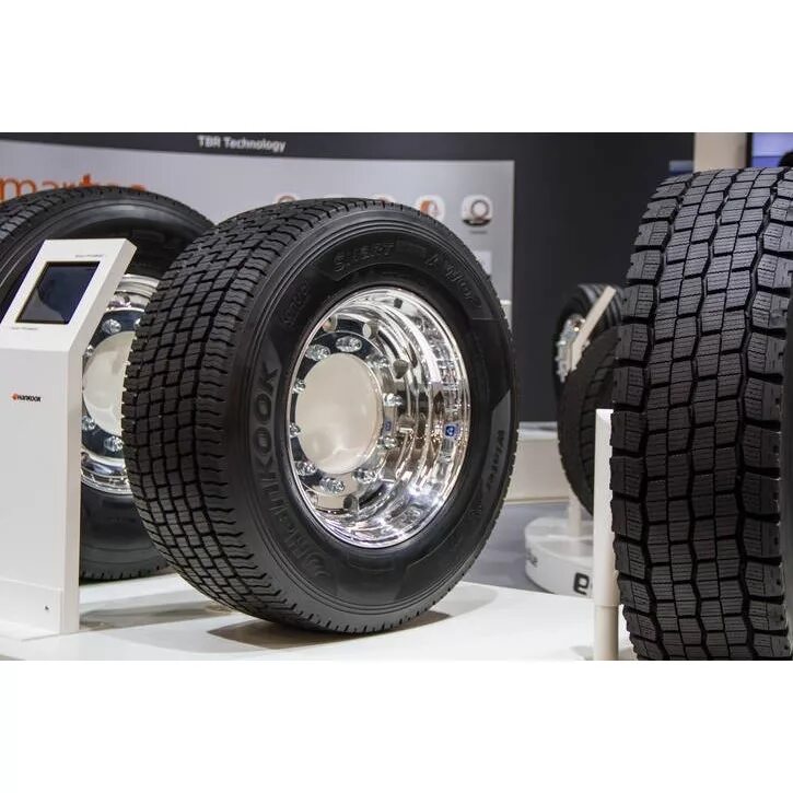 Купить колеса 22.5 315. Грузовые шины Ханкук. Hankook aw01. 315/70r22.5 (aw02) 154/150l Hankook. Hankook SMARTCONTROL aw02.