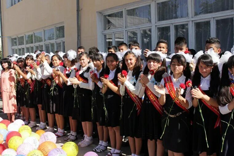 Bitiruvchilar uchun raqslar