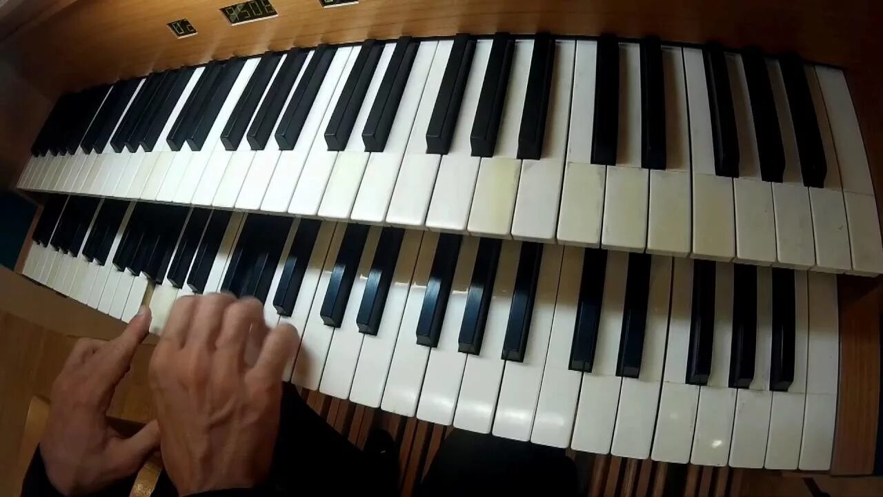 Фуга Бах 545. Plelude Bach 545. Prelude and Fugue in c Major BWV 531.