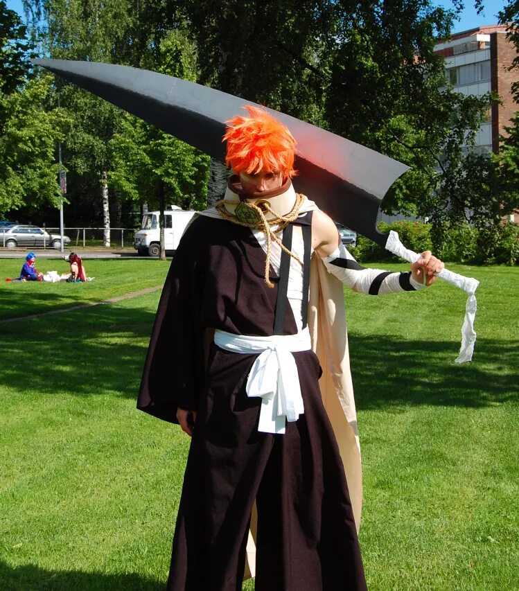 Bleach cosplay. Ичиго Куросаки косплей. Блич косплей. Косплей Блич Ичиго. Ичиго косплей.