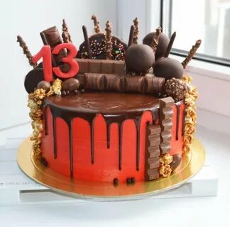 Как украсить торт шоколадный для мальчика - 91 фото
