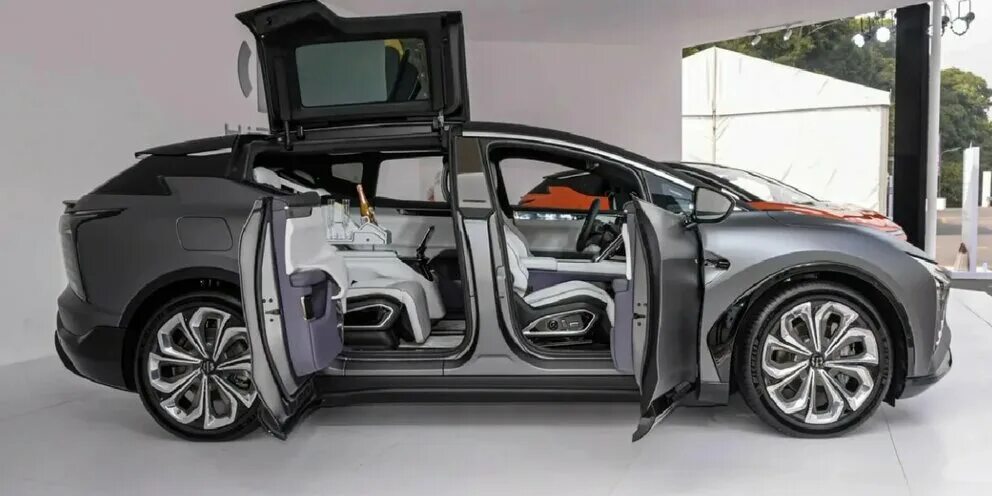 Батарейный седан HiPhi Z начнёт карьеру весной 2022 года - DRIVE2