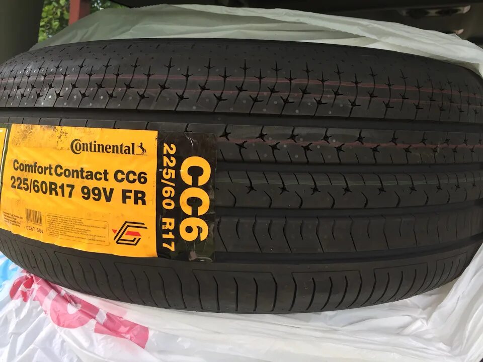 225 60r17 купить. Continental COMFORTCONTACT cc6. Continental 225/60 r17. Шины 225 60 17 лето Continental. Continental COMFORTCONTACT 6 225/50 r17.