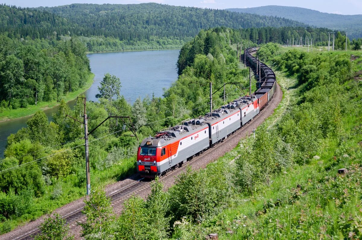 Перегон электровоза. 3эс5к Красноярская железная дорога. 3эс5к в Красноярске. Западно-Сибирская Красноярская железная дорога.