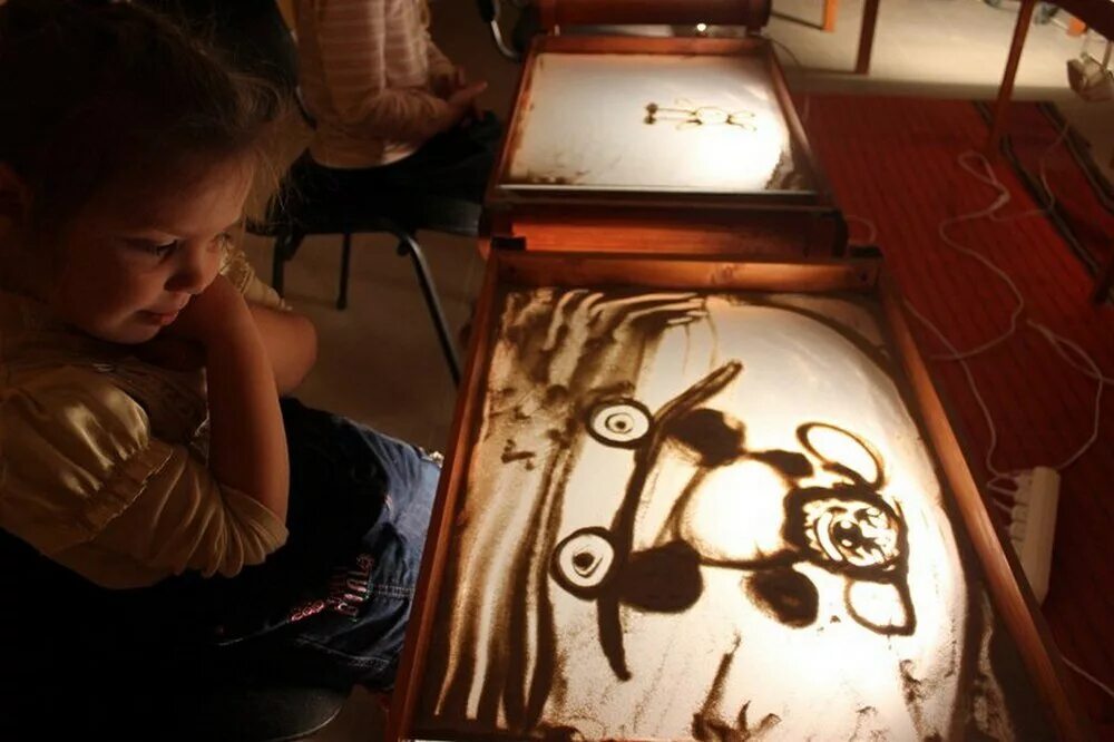 Студия песочной анимации. Уроки рисования песком. Рисование песком. Студия песочной анимации. Студия песочной анимации.