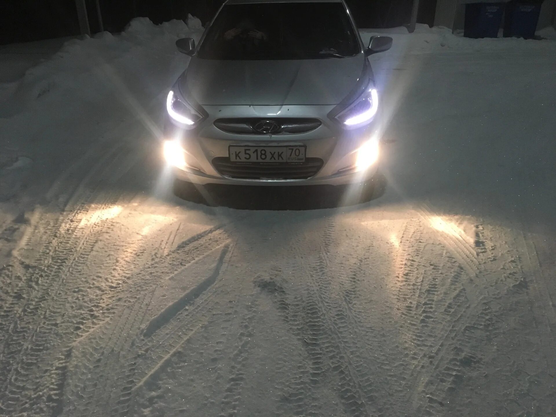 Лампочка противотуманки хендай солярис. ПТФ led Hyundai Solaris. Лед лампы в ПТФ Хендай Солярис. Hyundai Solaris 2015 лампы в туманки. Hyundai Solaris led противотуманки.