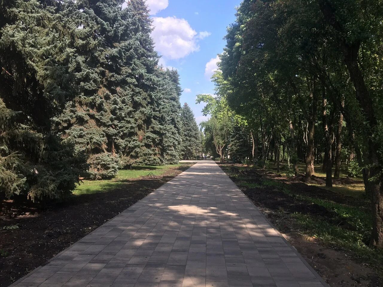 В каком селе был питомник быханова