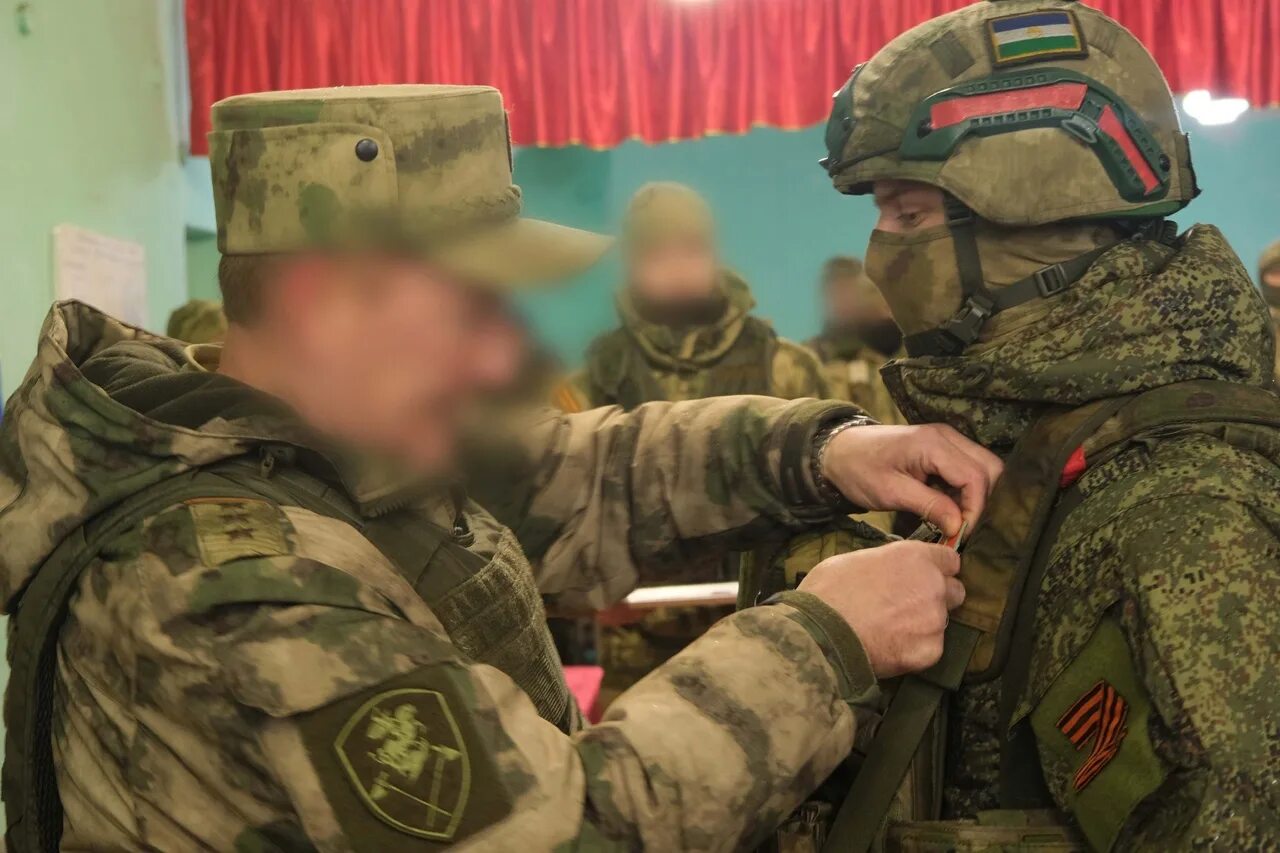 Силы росгвардии. Награждение спецназа. спецназ внг рф. спецназ войск национальной гвардии. спецназ росгвардии.