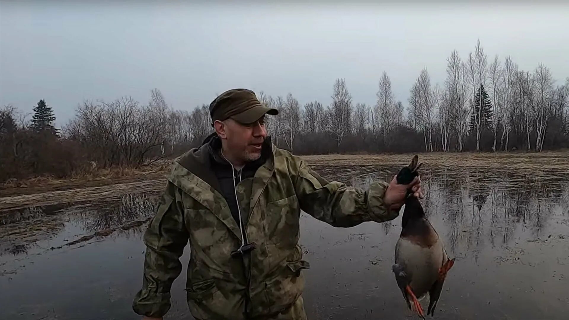 Подсадной уткой весной видео. Весенняя охота с подсадной. Подсадной 2010. Охота с подсадной уткой. Весенняя охота на селезня с подсадной.