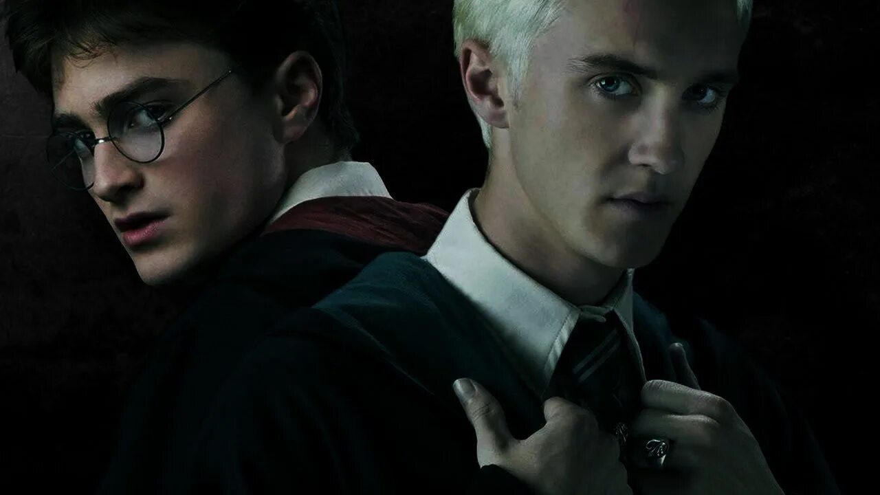 Драко малфой. Драко гп. Драко гп. Поцелуй гарри и малфоя. Гарри поттер и драко малфой.