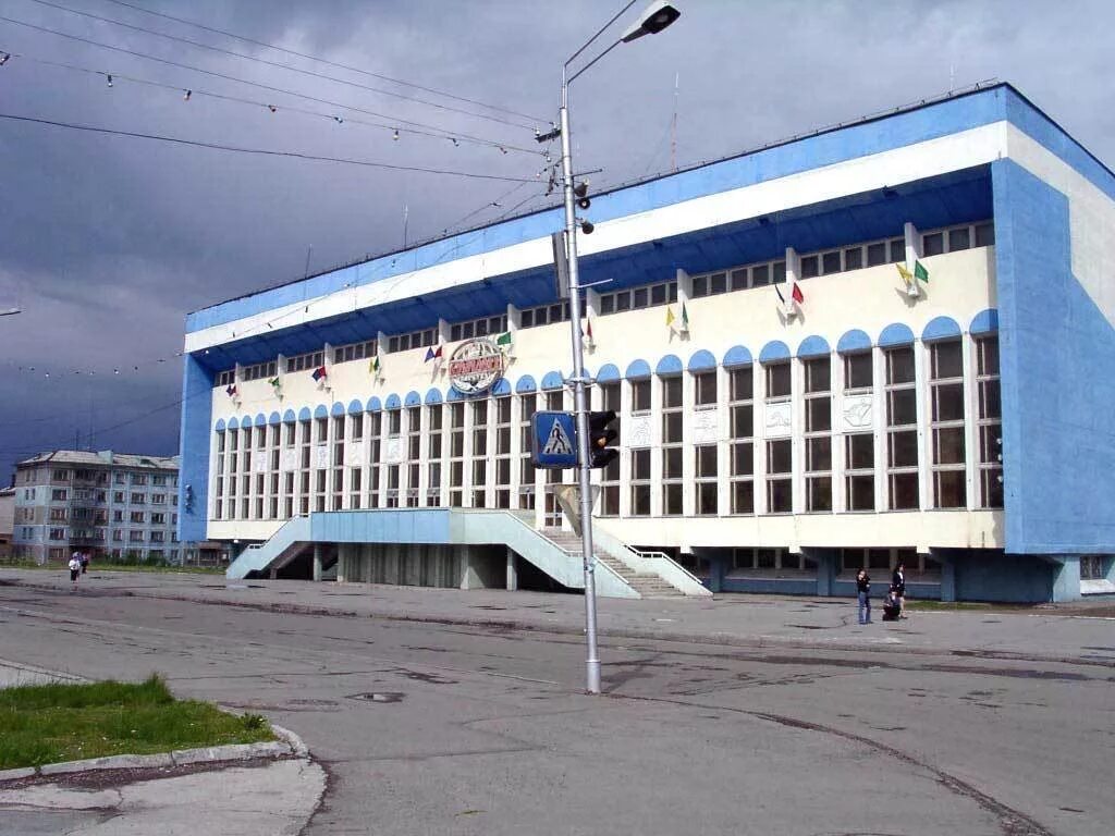 Здание олимпа в воркуте. Олимп г воркута. Усзк олимп воркута. Олимп город воркута. Олимп воркута.