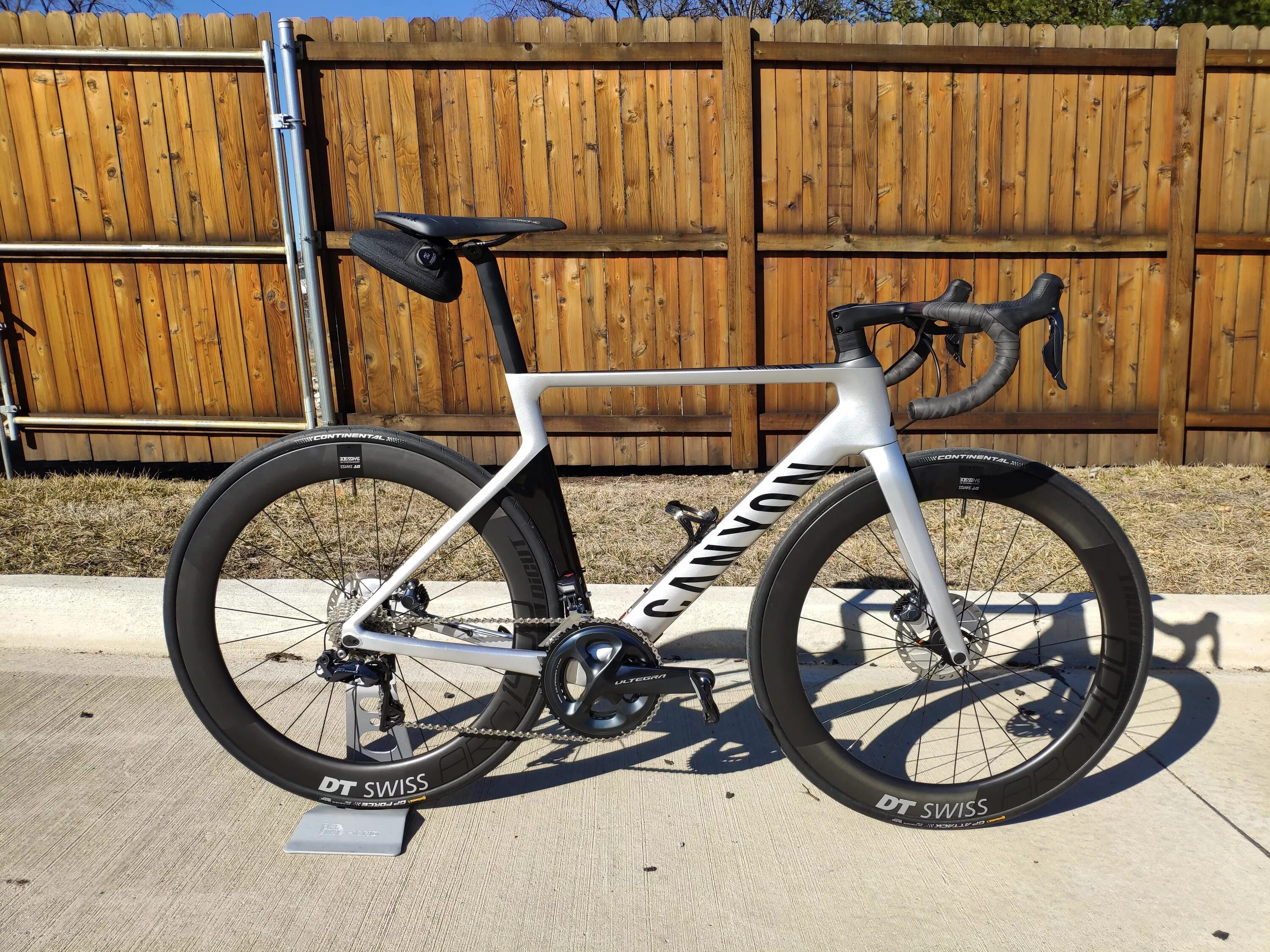 Canyon CF SL 8.0. Canyon Aeroad CF SL. Canyon Aeroad CF SLX Disc. Canyon Aeroad CF SL 8.