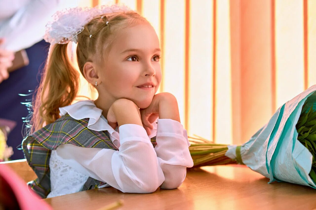 Первоклашка первоклассник у тебя сегодня праздник слушать. Песенка первоклассника. Первоклассники поют. Песенка первоклассника. Музыка первоклашки.