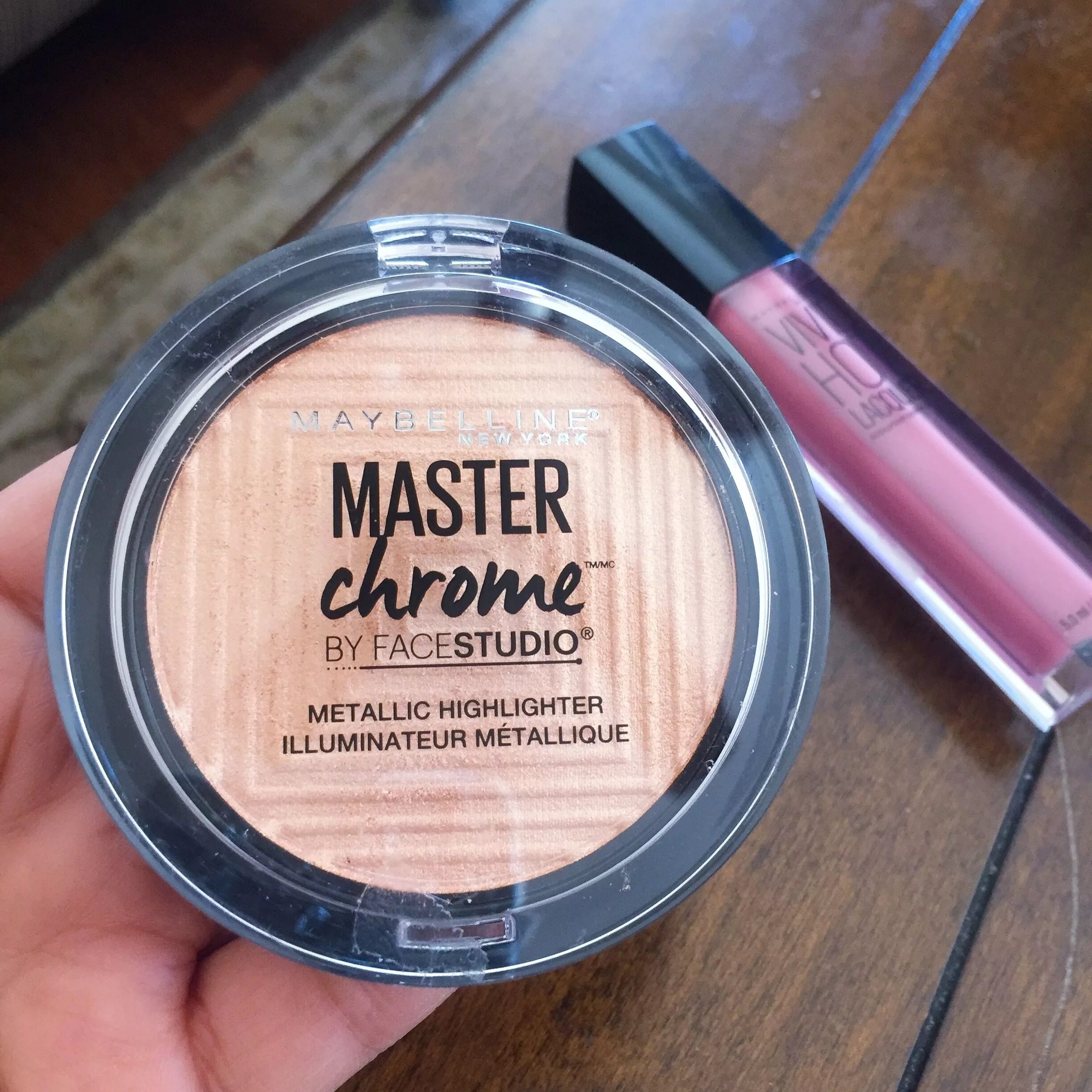 Мейбелин strobing stick хайлайтер. Хайлайтер maybelline master strobing stick. Хайлайтер master strobing. Хайлайтер мейбелин нью йорк. Хайлайтер мейбелин.