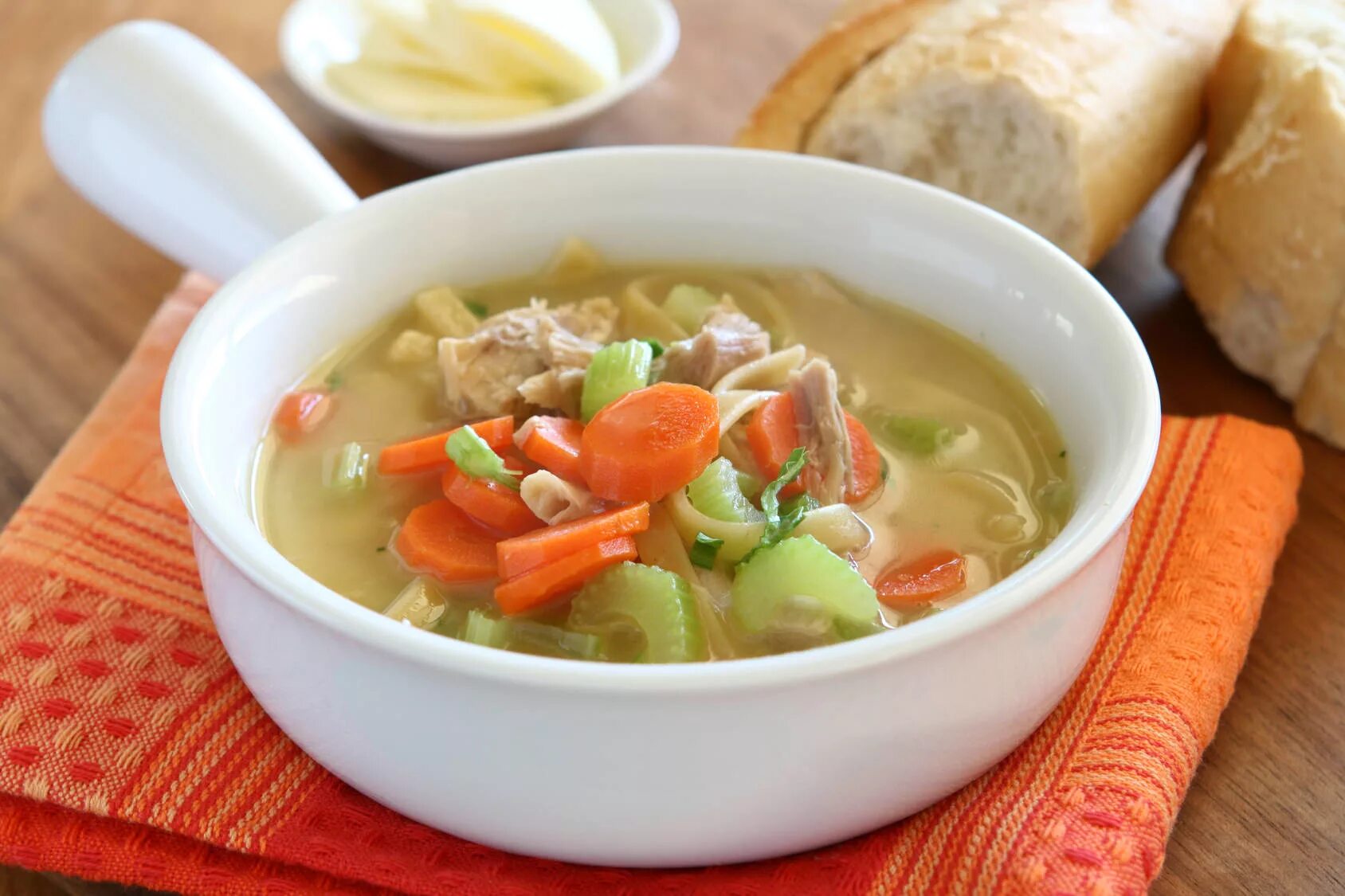 Для супа. Овощной суп. Овощной суп для ребенка. Диетические супы для детей.