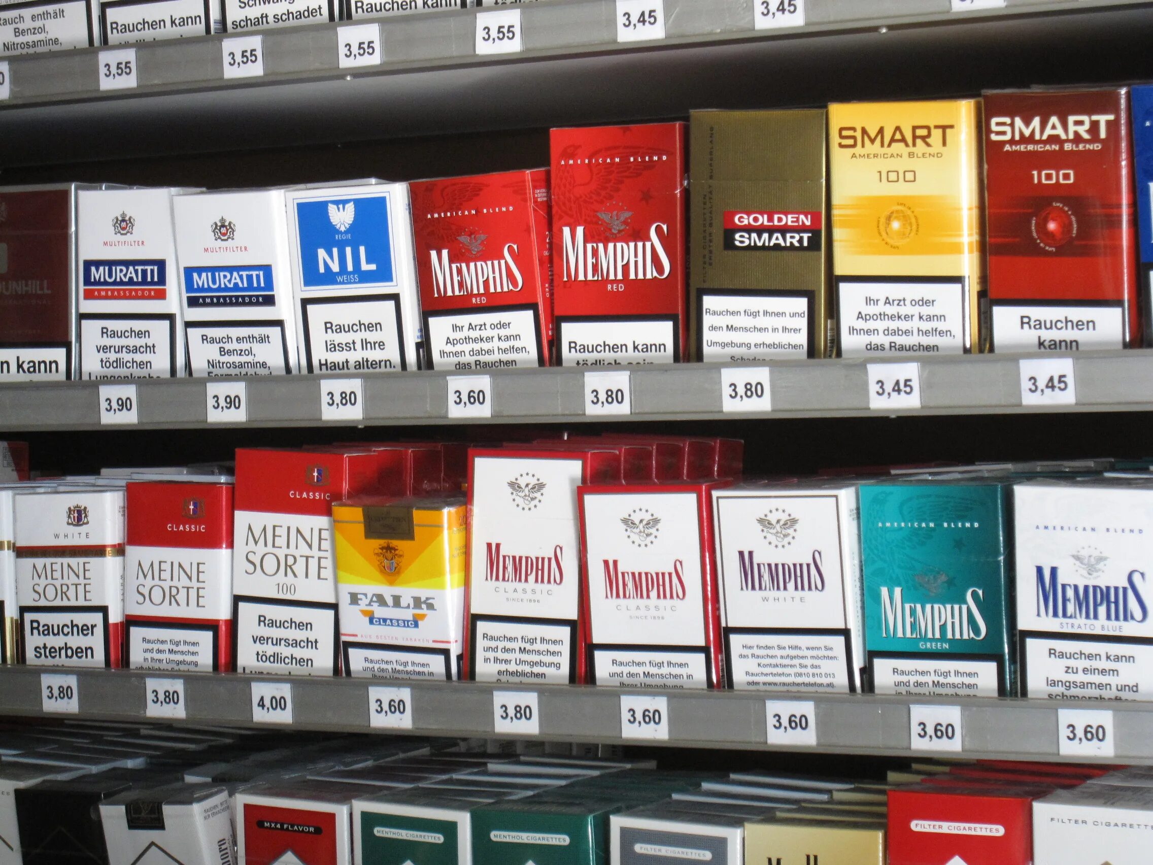 Цены на сигареты в минске. Сигареты. Сигареты ассортимент. Магазин сигарет. Ассортимент сигарет в Бристоле.