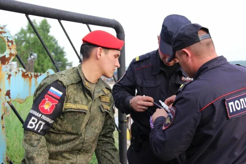 Как выглядит военная полиция в россии На праздниках военная полиция будет нести службу в Волгоградской области Новос