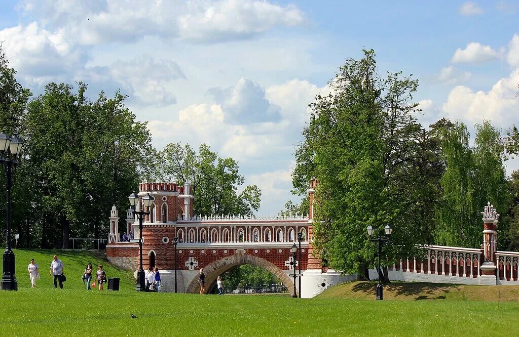 Подмосковная усадьба царицыно архитектор баженов. Царицыно музей-заповедник. Ансамбль усадьбы царицыно. Ансамбль царицыно баженов. И царицыно.