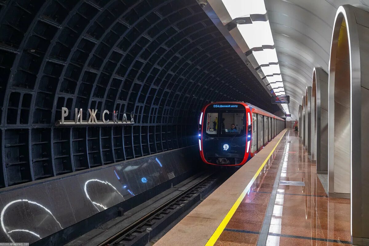 Станция рижская бкл. Рижская (станция метро, большая кольцевая линия). Новые станции бкл. Марьина роща (станция метро, люблинско-дмитровская линия). Станция рижская большая кольцевая линия.