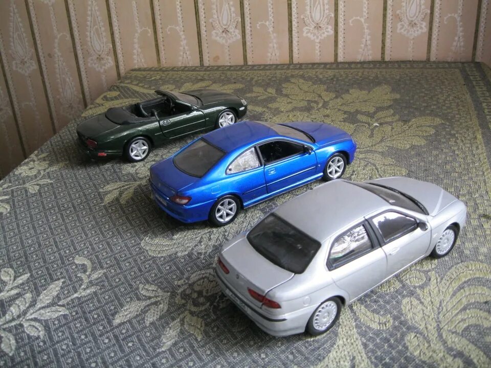 Welly Peugeot 406. Пежо 406 такси Welly. Peugeot 406 Toy 1:32. Welly Peugeot 406 Coupe. New 1 32