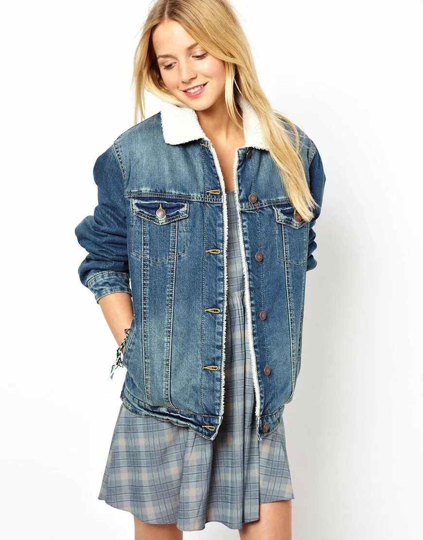 джинсовая куртка от maite kelly. одежда джинсовые куртки. Divided джинсовая куртка женская. джинсовая куртка oodji. джинсовый пиджак женский 2022.