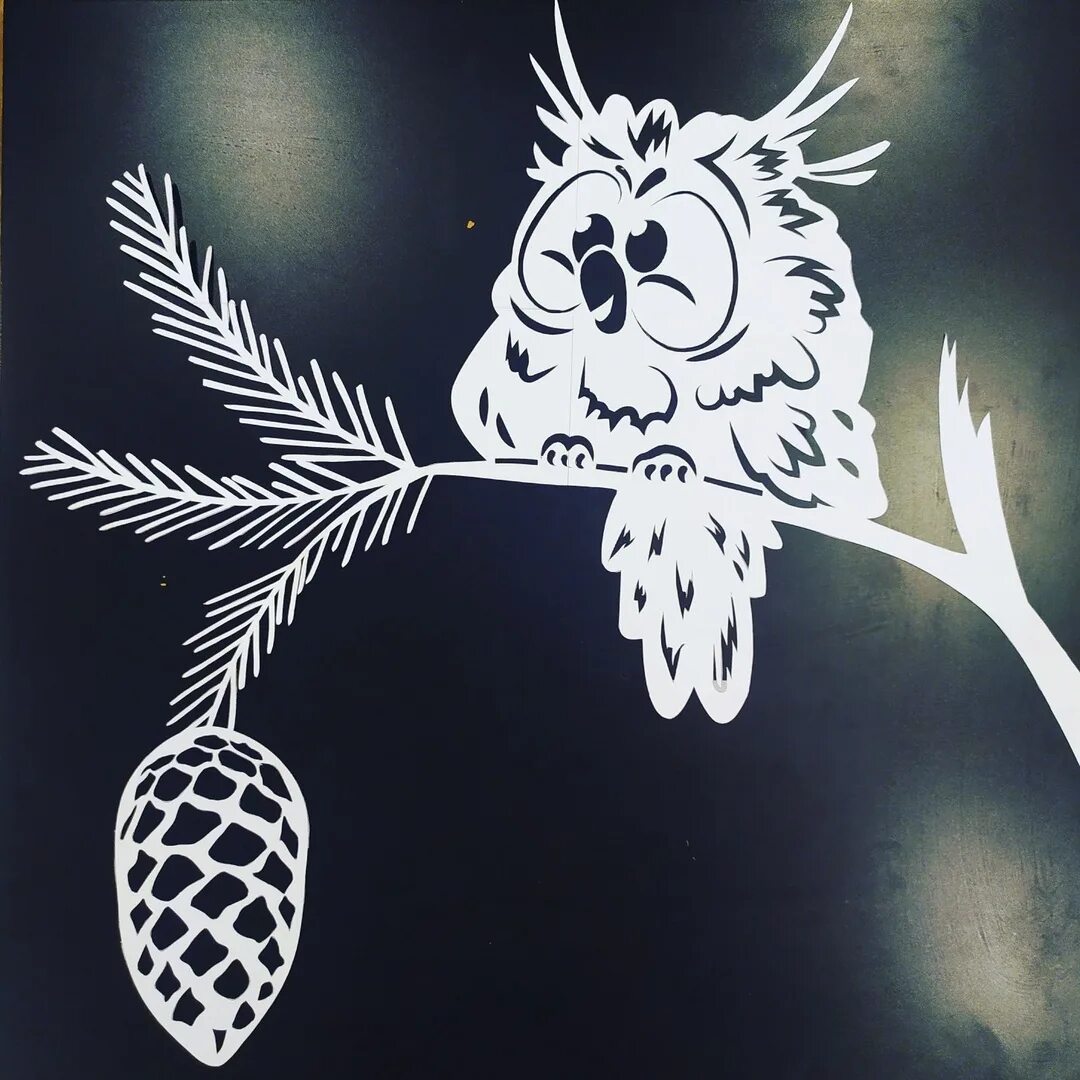 трафареты на окна новогодние. новогодние окна украшенные. вытынанки кролик. вытыканки на окна снеговик. зверюшки для украшения окон.