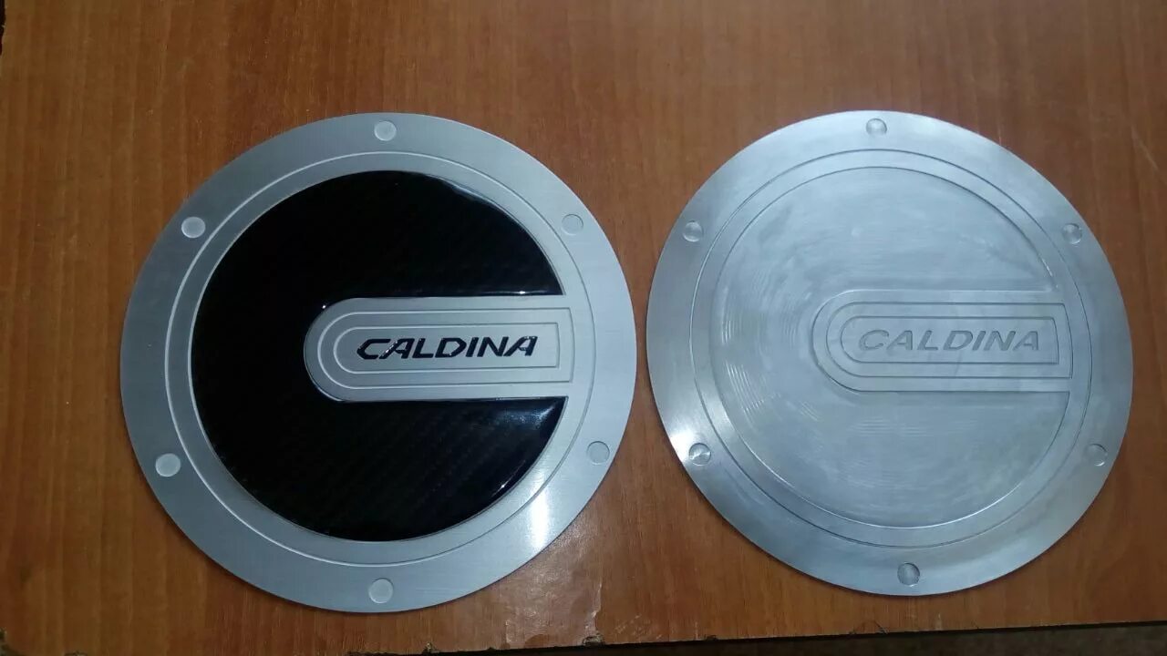 Лючок бензобака wingle 5. Land cruiser 200 лючок бензобака. Chery tiggo 7 хромированные накладки лючок бензобака. Накладка на лючок бензобака nissan x-trail t31. Хром накладки toyota wish.