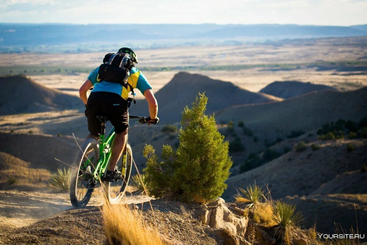 Велосипед скорость на горах. Экстремальные виды отдыха. Велосипед в горах. Велоспорт в горах. Экстремальный спорт.