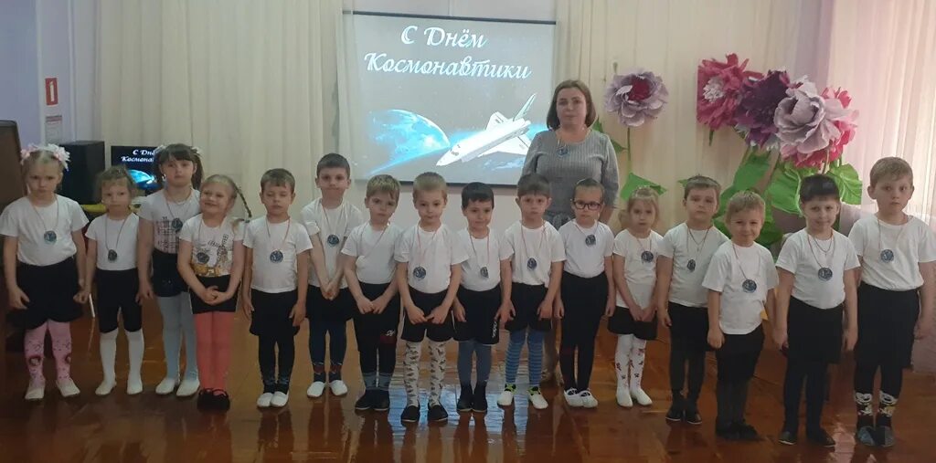Лесная сказка лагерь бердск. Лесная сказка 32. Лесная сказка сертолово. Детский сад лесная сказка пролетарск ростовская область. Лесная сказка 32.