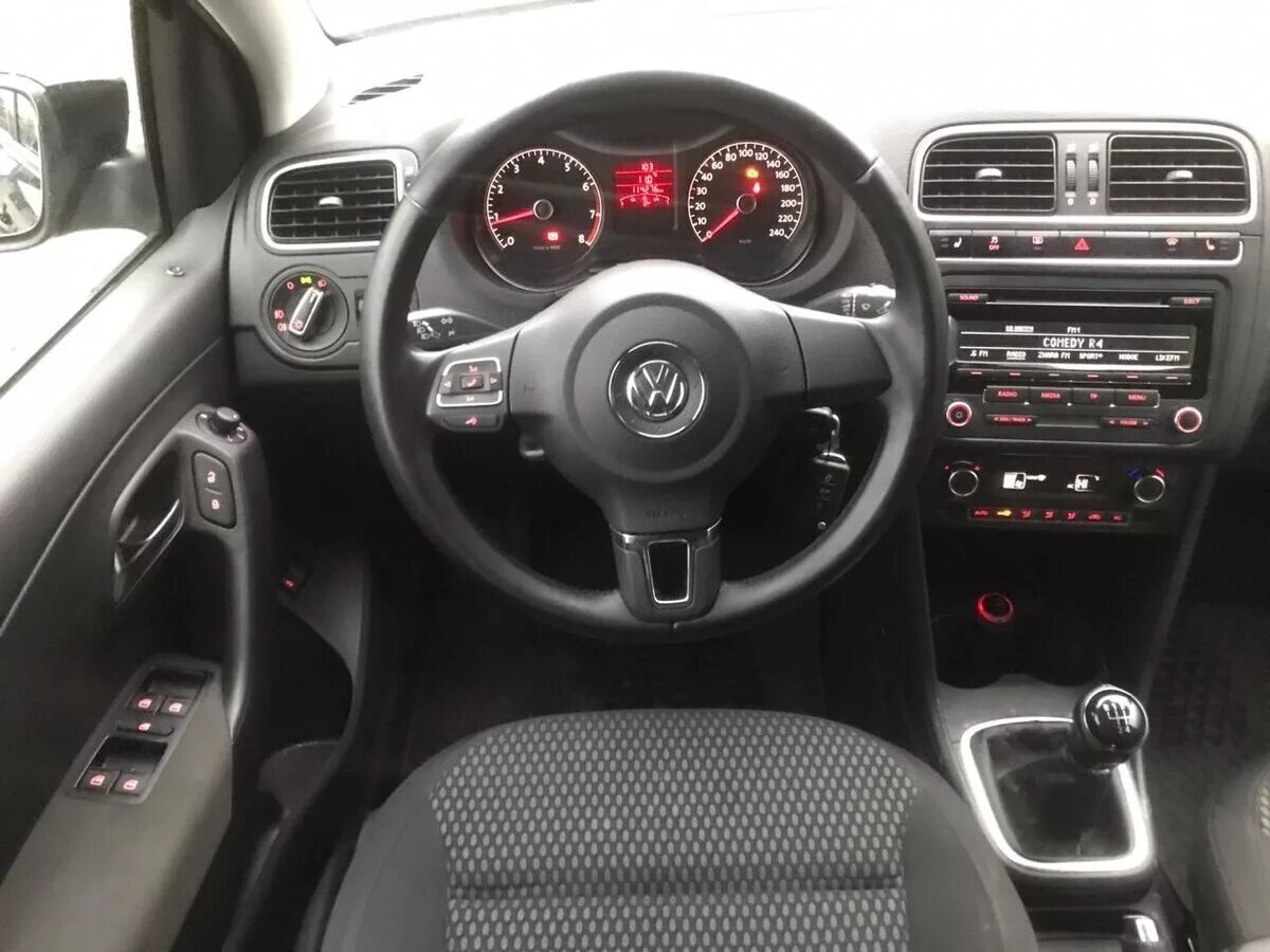 фольксваген поло седан 2012. Volkswagen polo 2012 комплектации. фольксваген поло 2012 салон. характеристики поло 2012. фольксваген поло 2012 синий.