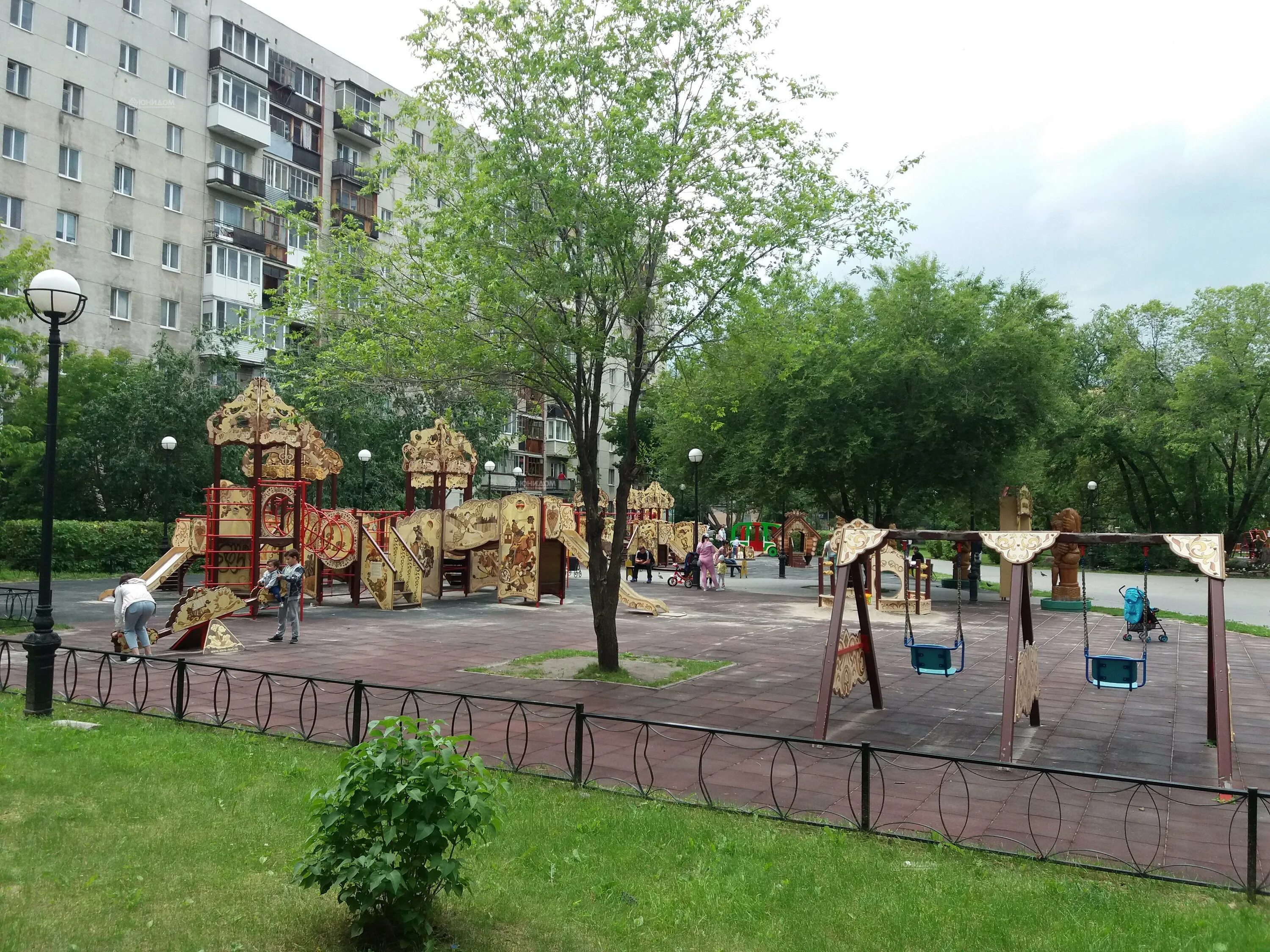 Республики 164 тюмень. Тюмень, улица республики, 164с2. республики 164 стр 2 тюмень. г. тюмень, ул. республики 222а, с2.