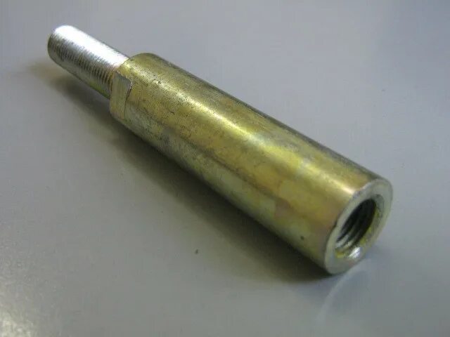 Шток тормозной камеры. Переходник камеры тормозной маз 93865-3519118. 65117-1609613 удлинитель штока пгу. удлинитель штока энергоаккумулятора маз 6430. удлинитель штока энергоаккумулятора м16.