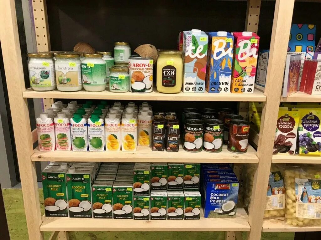 финские продукты. гастрономия в магазине. магазин дешевых продуктов. финские товары продукты. магазин вкустер24.