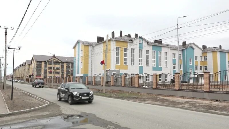 Поселок Пригородный Оренбург. Оренбург посёлок Пригородный Оренбург посёлок Пригородный. Европейский лицей Оренбург Пригородный крона. Школа в Пригородном Оренбург. Новая школа оренбург