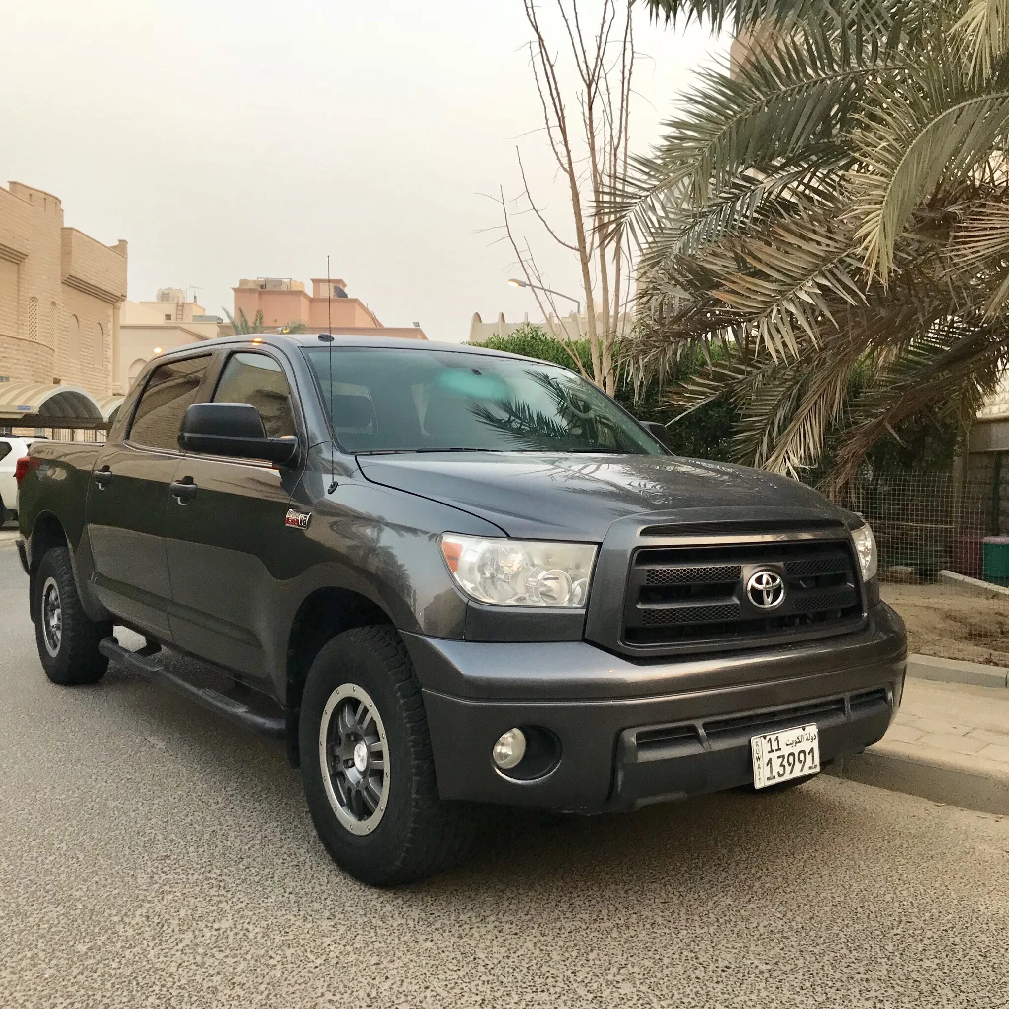 Toyota Tundra. Tundra 2011. Toyota Tundra mk3. Тойота тундра 2010.