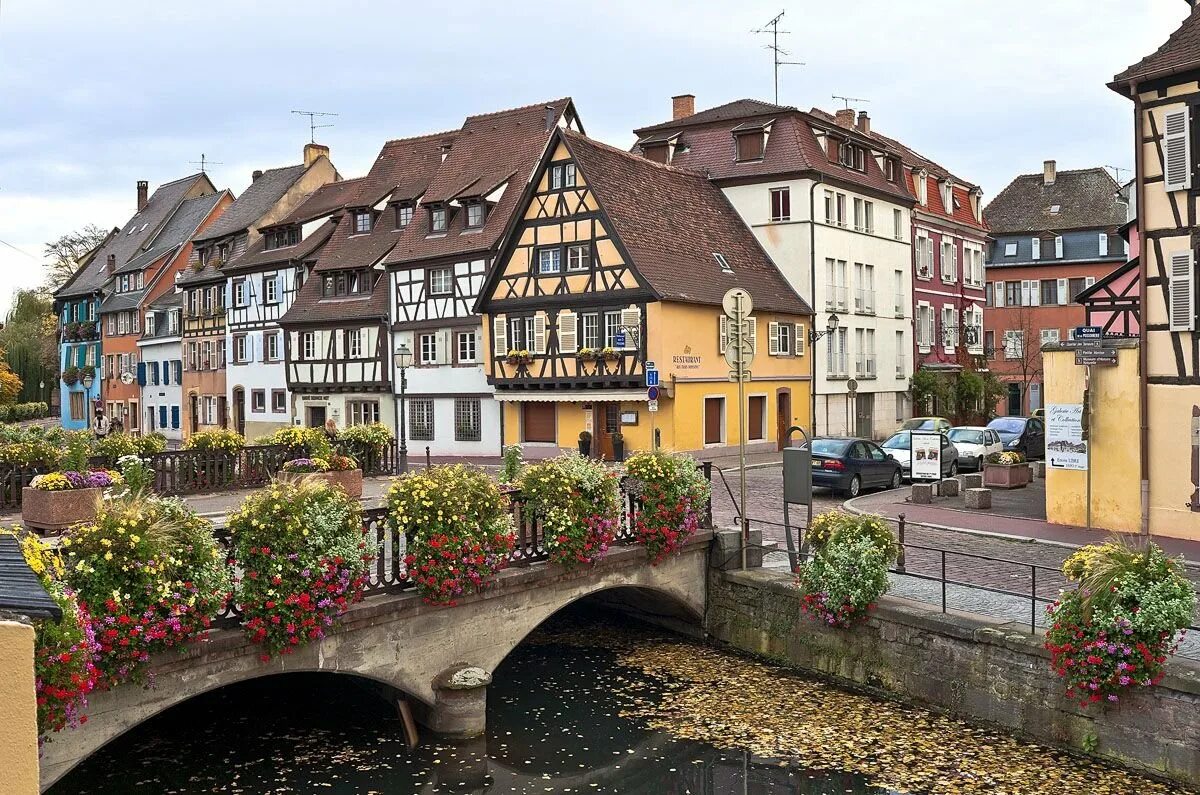 Самые красивые старые города. Провинция Эльзас Франция. Кольмар Эльзас. Городок Кольмар Франция. Франция город Кольмар (регион Эльзас).