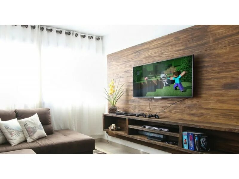 Телевизоры 55 дюймов какой выбрать. Телевизор. Телевизор диагональю 55 дюймов на стене в гостиной. Телевизор 50 дюймов на стене. Телевизор 65 дюймов на стене.